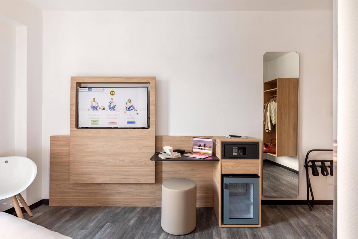 Wifi gratis y ropa de cama