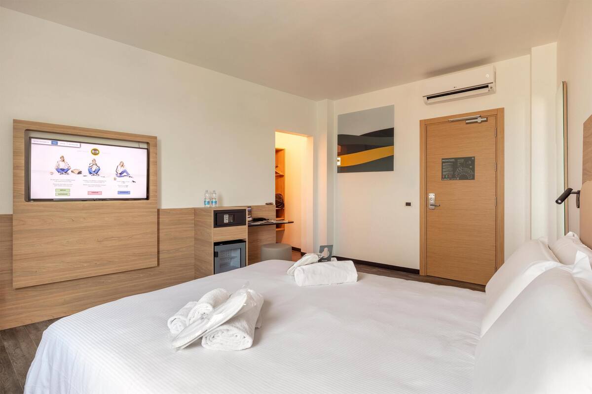 Wifi gratis y ropa de cama