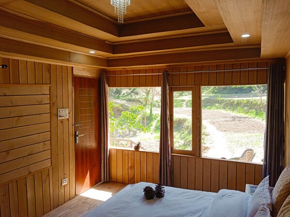 3 bedrooms, bed sheets