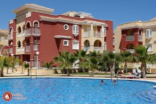 2 bed ground floor Puerto marina