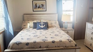 4 chambres, fer et planche à repasser, Wi-Fi gratuit, draps fournis