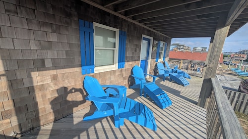 Semi-Oceanfront Gem in the Heart of KDH - Steps to Beach, Dining & Dog Friendly!