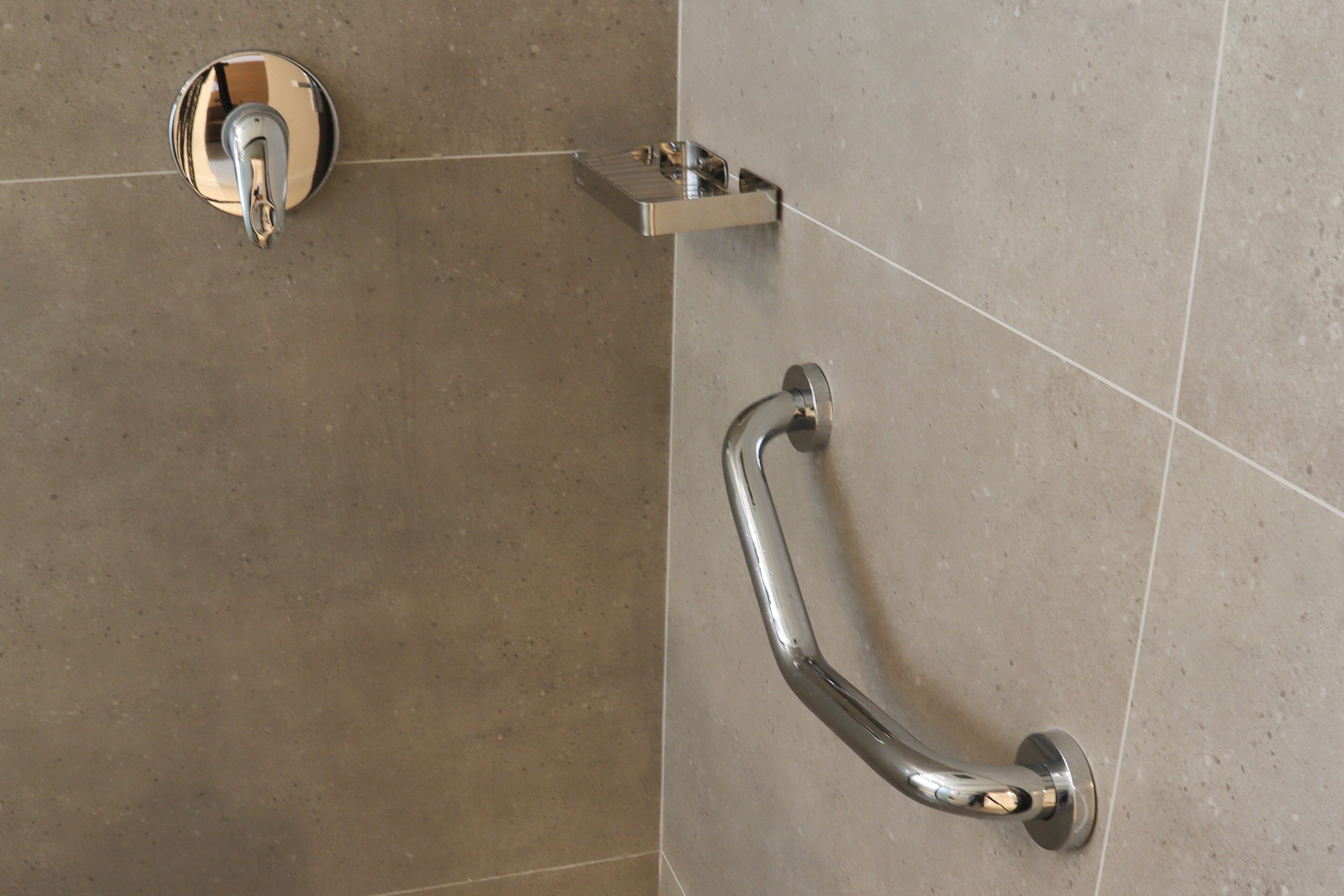 Apartamento Presidencial | Bagno | Set di cortesia gratuito, asciugacapelli, asciugamani, sapone