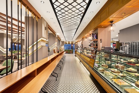 Breakfast, lunch and dinner served