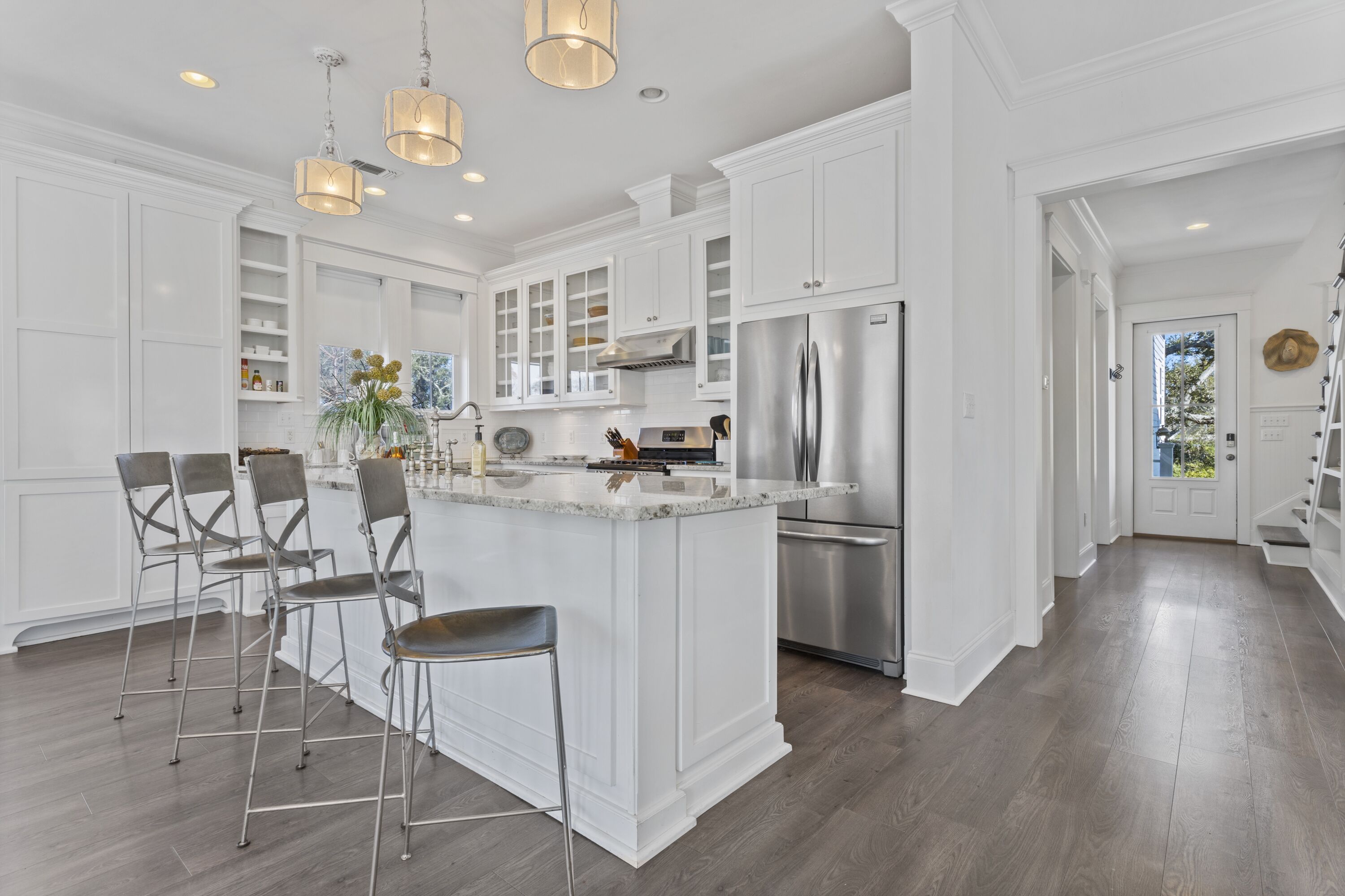 雪櫃、微波爐、焗爐、爐具