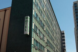 Exterior - Bank Street Motel (Adelaide)