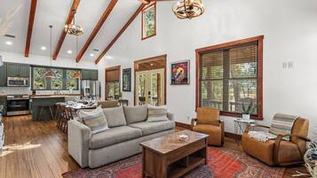 Smart-TV, Kamin, Videospiele, Drucker