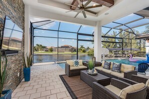 Outdoor pool, a heated pool