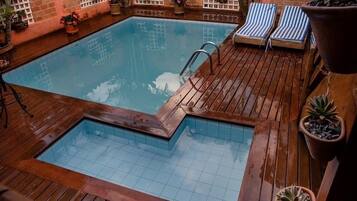 Utomhuspool