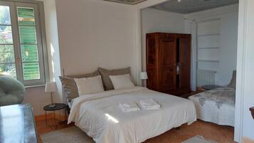 2 chambres, bureau, fer et planche Ă repasser, Wi-Fi gratuit