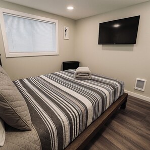 1 bedroom, iron/ironing board, free WiFi, bed sheets