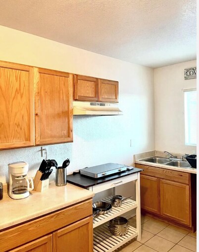 Entire Apartment Unit. 5 minutes to Ft. Bliss