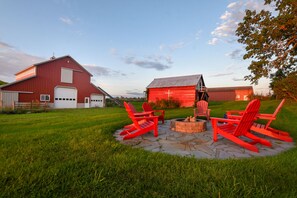 Property grounds - Charming Farmhouse with pool on 10 acres (Berrien Center)