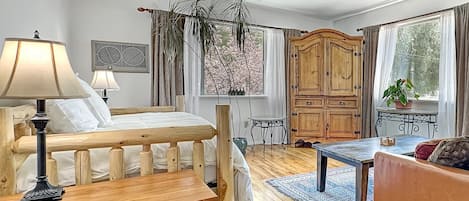 컴포트 로프트 | 이집트산 면 시트, 고급 침구, 오리/거위털 이불, 필로우탑 침대