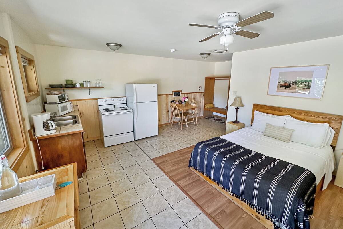 Family Room | Private kitchen