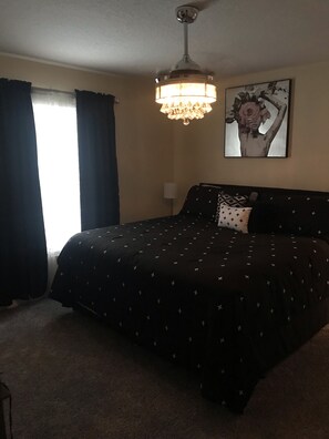 3 bedrooms, free WiFi, bed sheets, wheelchair access