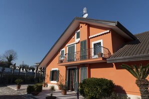 Esterni