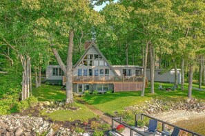 Exterior - The Great Escape - Picturesque Sebago Lake (Raymond)