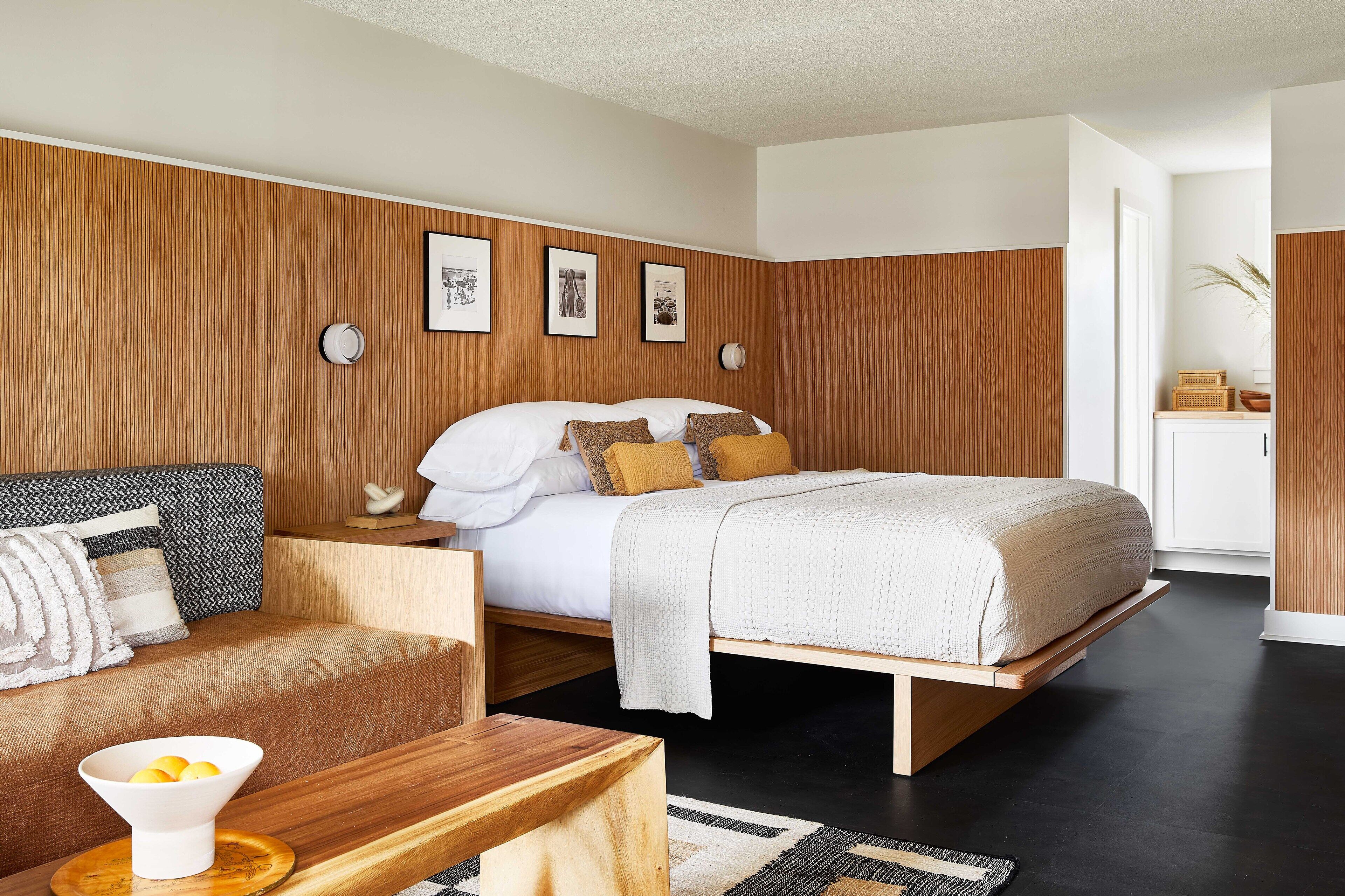 deluxe king | 2 bedrooms, hypo-allergenic bedding, iron/ironing board, free wifi