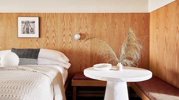 Deluxe Double Queen | 2 bedrooms, hypo-allergenic bedding, iron/ironing board, free WiFi