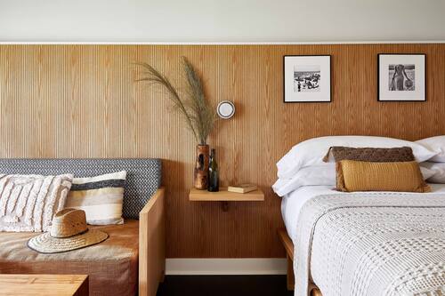 Camera Deluxe | Biancheria da letto ipoallergenica, ferro/asse da stiro, Wi-Fi gratuito