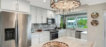 Beautiful  House with Private Pool & ARCADE