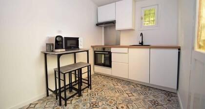 âMaison haut de gammeâEn face du stade de France