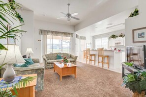 House, Multiple Beds (William's Calabay Parc Vacation Home) | Living room - William's Calabay Parc Vacation Home (Davenport)