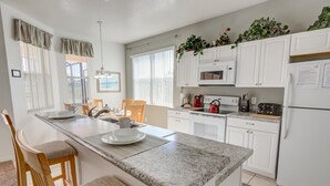 Maison, plusieurs lits (William's Calabay Parc Vacation Home) | Cuisine privée