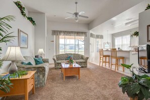 House, Multiple Beds (William's Calabay Parc Vacation Home) | Living room