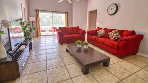 Ferienhaus, Mehrere Betten (Camiles Sandy Ridge Vacation Home) | Wohnzimmer