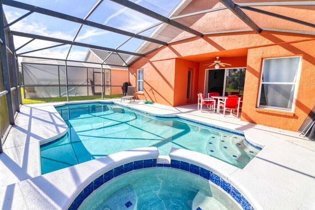 獨棟房屋, 多張床 (Camiles Sandy Ridge Vacation Home) | 游泳池