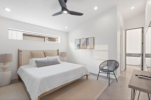 3 habitaciones, escritorio, tabla de planchar con plancha y wifi 