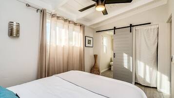 1 chambre, bureau, fer et planche Ă repasser, Wi-Fi