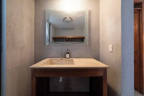 Ducha, secador de pelo