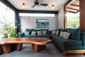 TV - Zihua Mia Hotel Boutique #4 (Zihuatanejo)