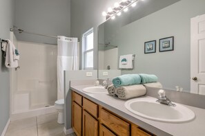 3 bedrooms - Amanda's Cozy Clear Creek Vacation Home (Clermont)