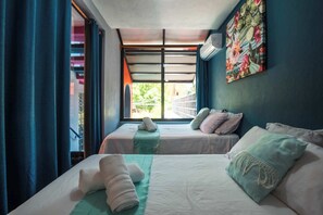 1 chambre, fer et planche à repasser, Wi-Fi, draps fournis