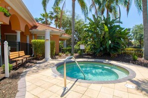 Nhà, nhiều giường (Lesa's Solana Resort Vacation Home) | Spa