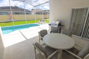 Hus - flere senge (Maya's Charming Indian Creek Vacation) | Balkon