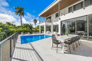 Outdoor pool, a heated pool