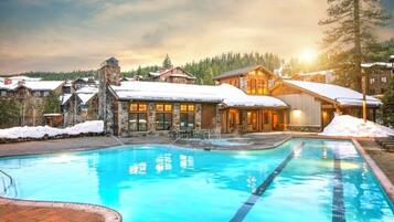 Outdoor pool, a heated pool