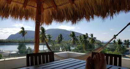 Huge Villa with Pool, Rooftop Deck, and Beach Views