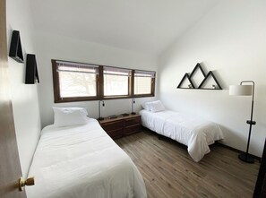 3 camere, ferro/asse da stiro, Wi-Fi gratuito, lenzuola