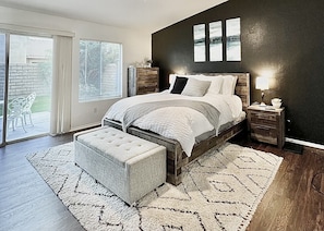 2 bedrooms, iron/ironing board, free WiFi, bed sheets - 2BD Private Golf Oasis Steps to Festivals, Pools, Tennis, Bocce, Fitness & More! (Indio)