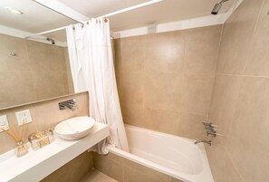 Bathroom - Pacífico Apartamentos Ribera (Ushuaia)