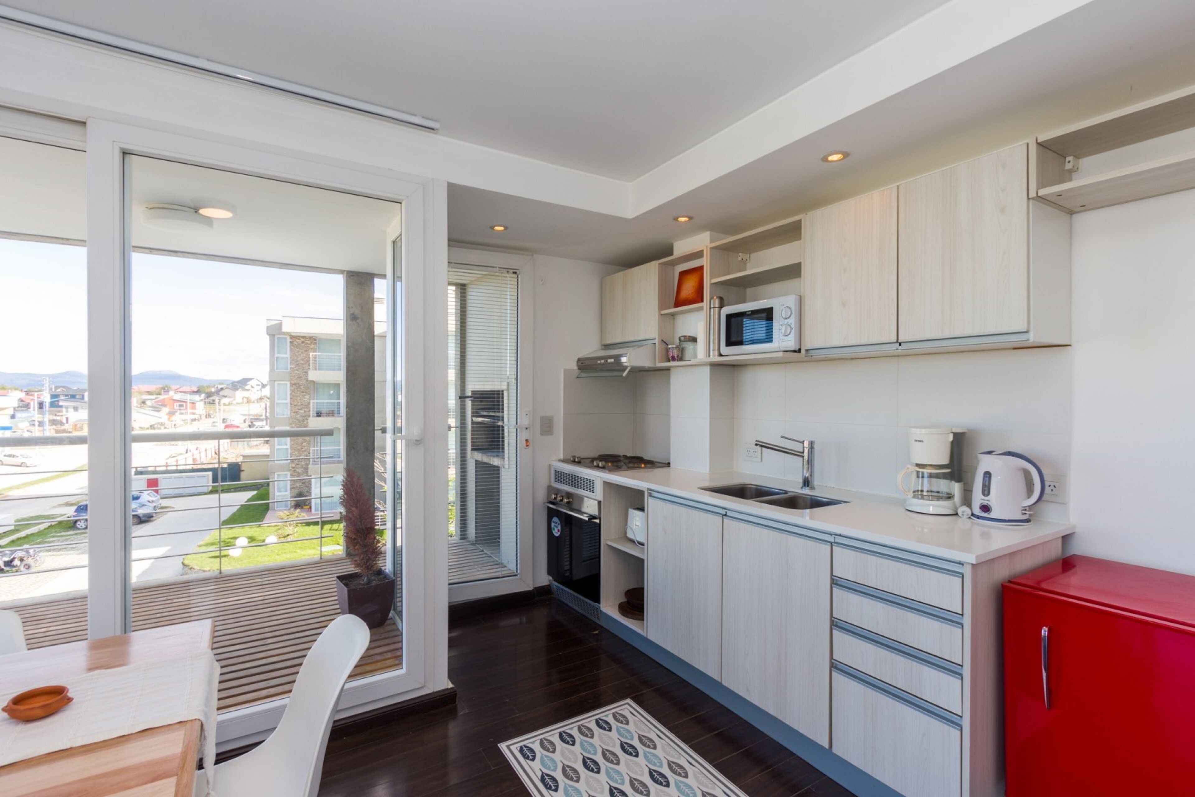 Apartment, 1 Queen Bed with Sofa bed, Balcony, Mountain View | Private kitchen | Microwave, oven, coffee/tea maker, electric kettle