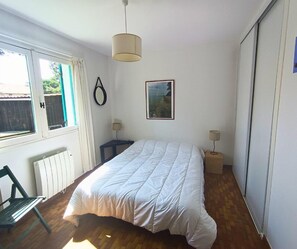 4 bedrooms, free WiFi