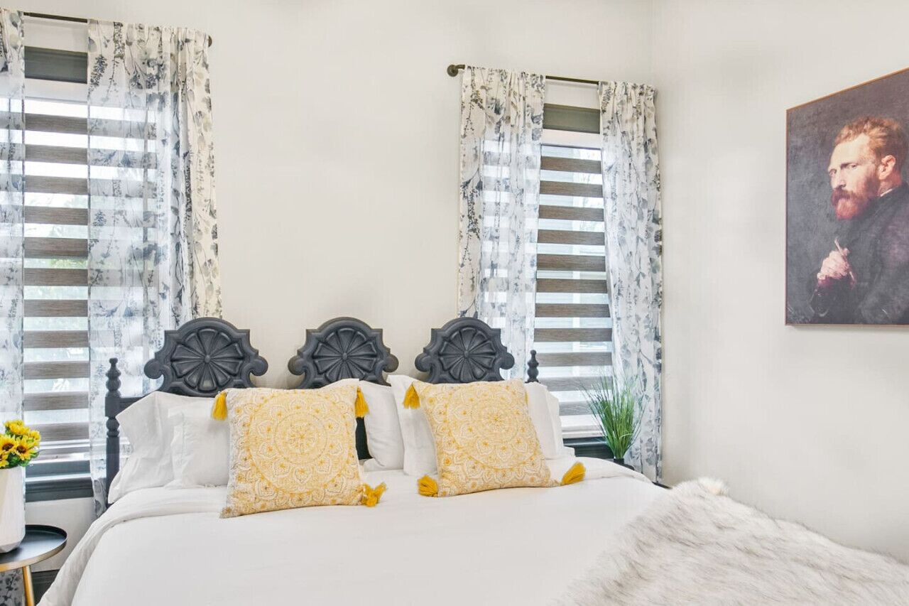 Desk, iron/ironing board, travel crib, WiFi