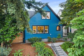 Exterior - Casa Frida -Proctor/Old Town Victorian Retreat (Tacoma)